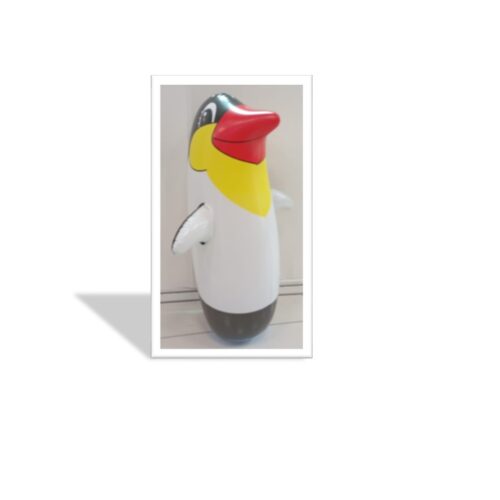 Pingüino porfiado grande